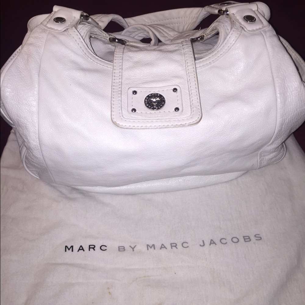 Marc by Marc Jacobs White Leather Shoulder Bag with Silver Hardware